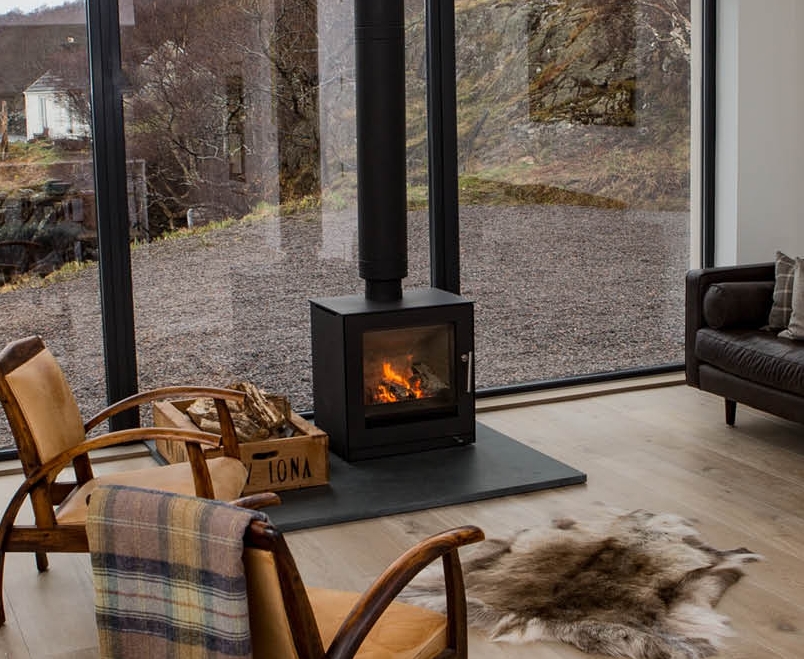 Rais QTee 2 Wood Stove (Without Base) PATIO 505